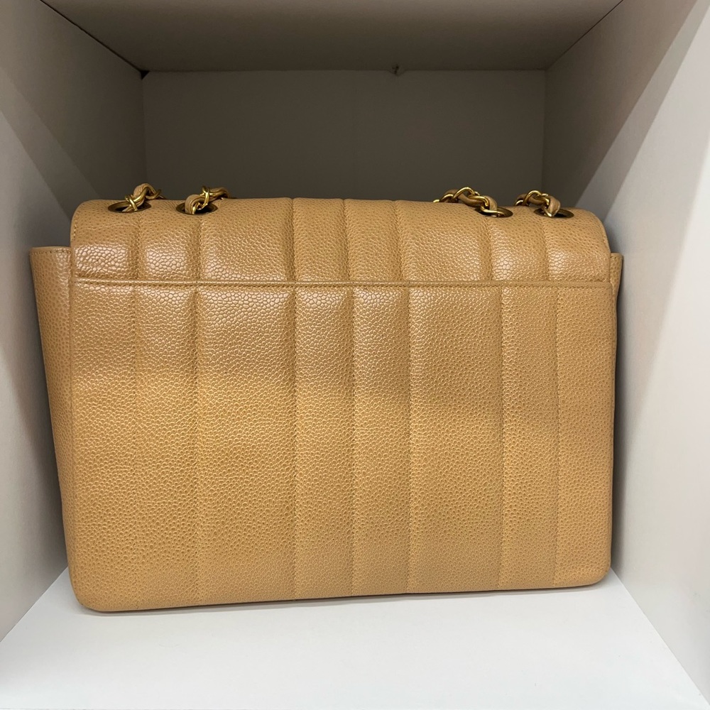 Chanel medium classic flap - Picture 2 of 14